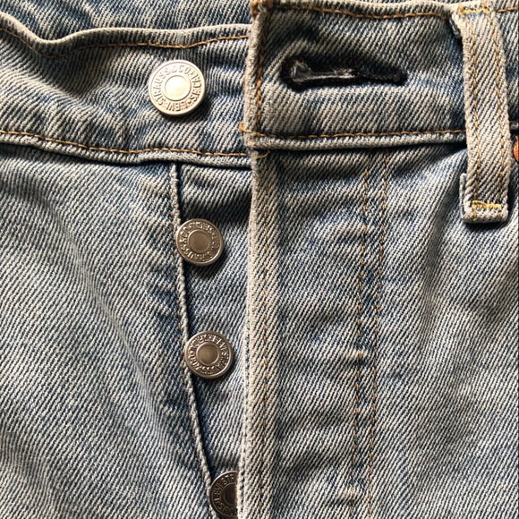 Faded denim cropped length Levis - Picture 3 of 5